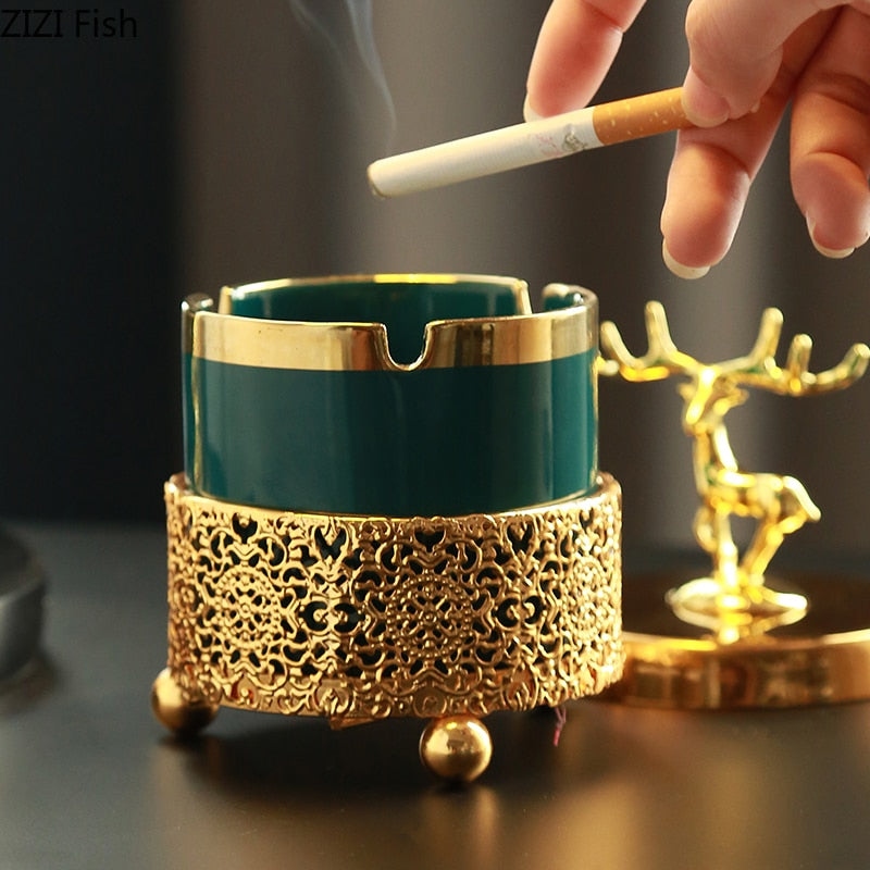 Luxury Deer Golden Hollow Lace Ashtrays with Lid Living Room Decoration And Gold Frame Emerald Ceramic Ashtrays